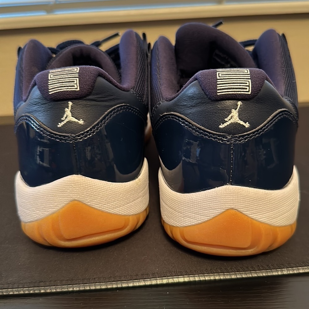 Nike Air Jordan retro XI 11 Low Navy Sz 11 - Picture 4 of 8